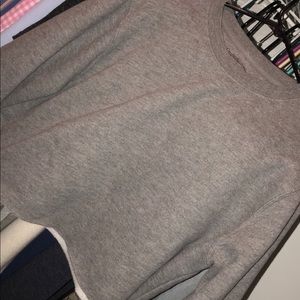 cropped gray sweatshirt